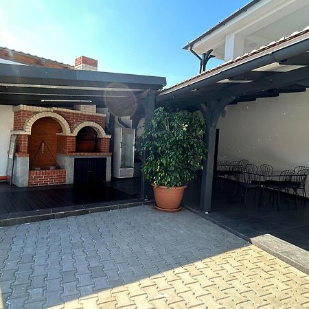 Hotel Casa Dacia Ieşelniţa Zewnętrze zdjęcie